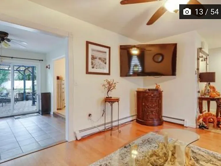 2324 Holly Hill Rd — Photo 12