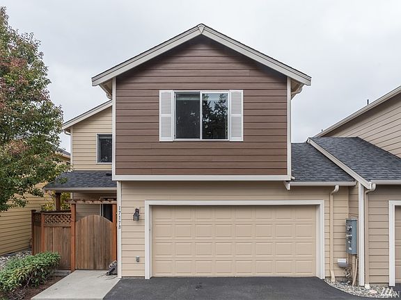 3rd image of 1717 157th St SW #B
