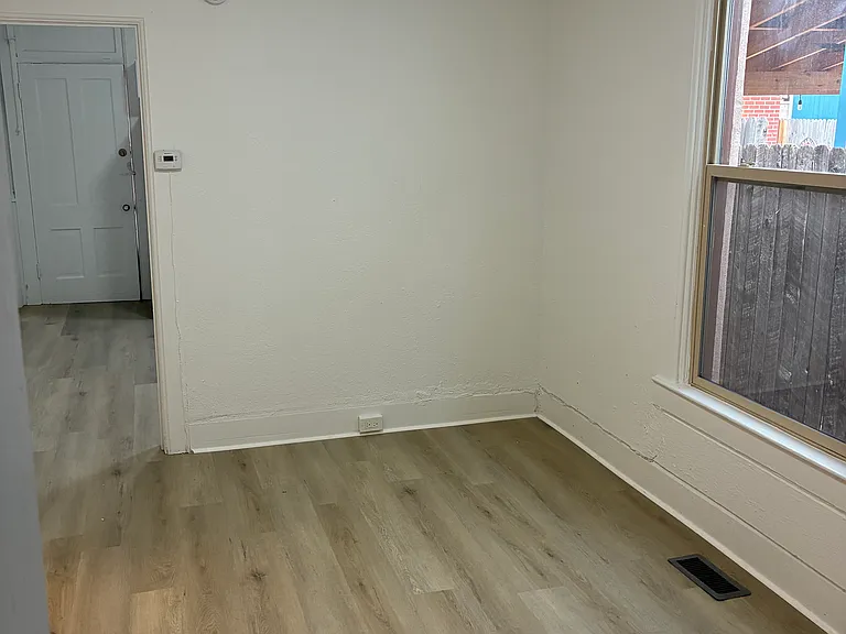 724 N Elati St — Photo 6