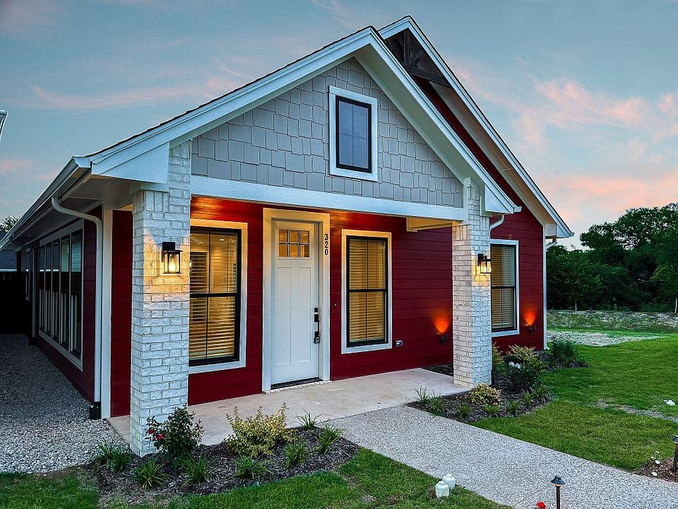 320 woodside trl waxahachie tx 75165 mls 20347319 zillow