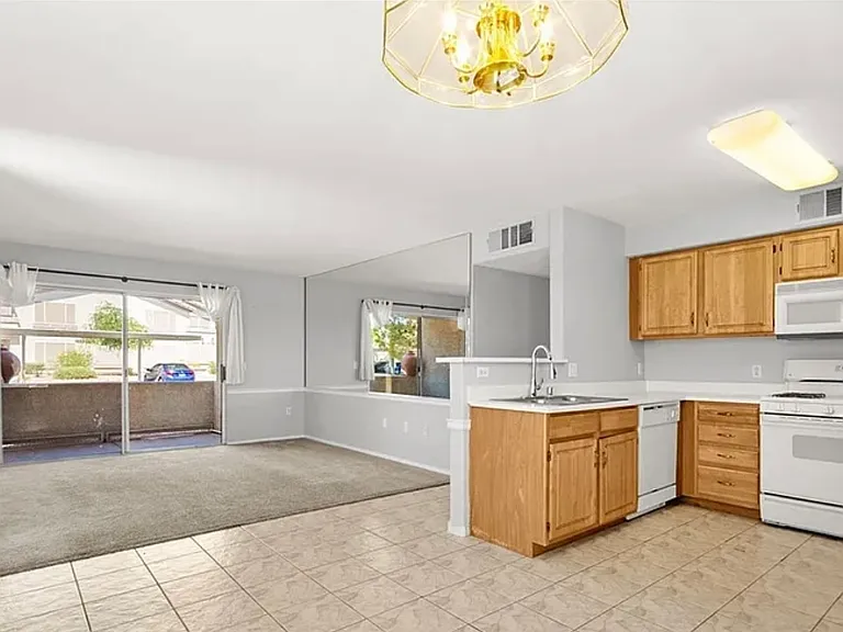 5710 E Tropicana Ave #1035 — Photo 2