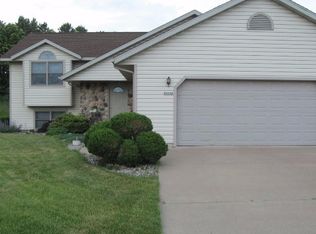 25332 Robin Ct, Trempealeau, WI 54661