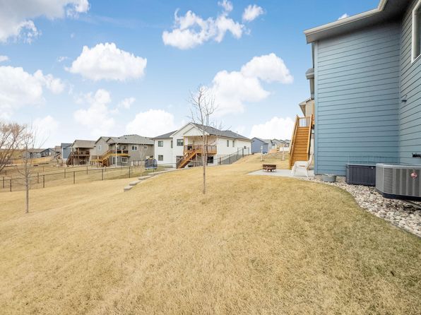37 N 6th St, Baltic, SD 57003