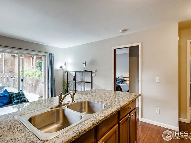 1860 Walnut St #2 — Photo 7