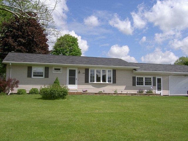 1st image of 1169 Lewis St