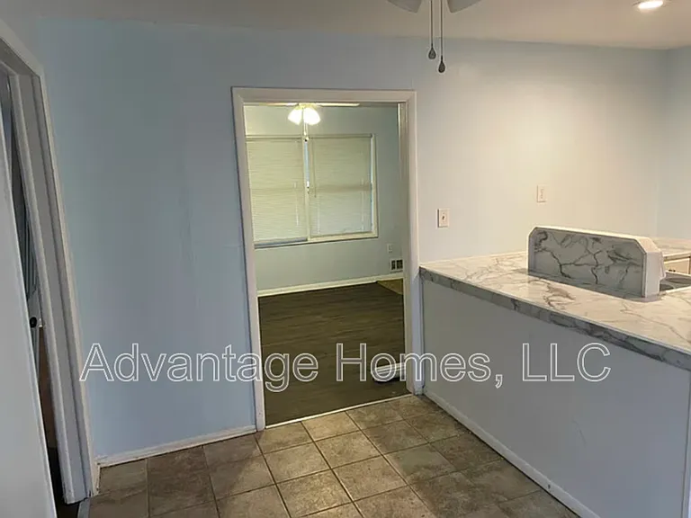 11357 Sycamore Ter — Photo 12