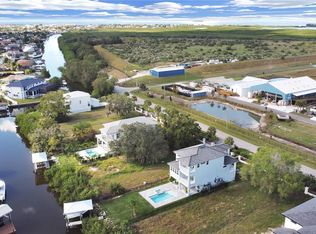 540 Estuary Shore Ln, Apollo Beach, FL 33572