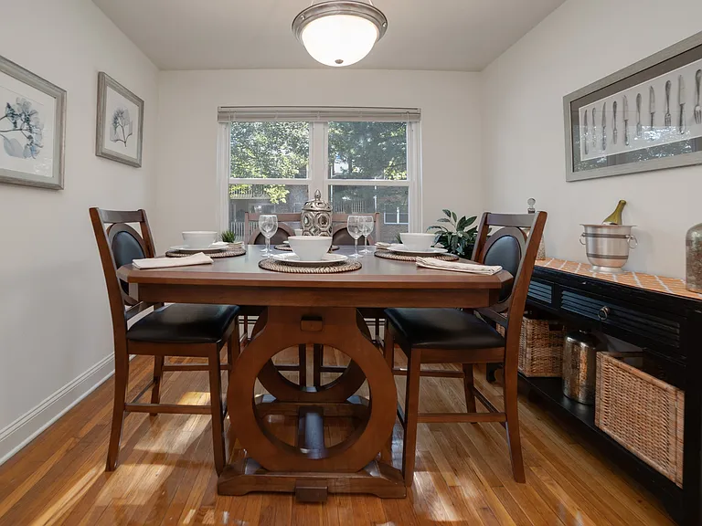 Colony Oaks — Photo 8