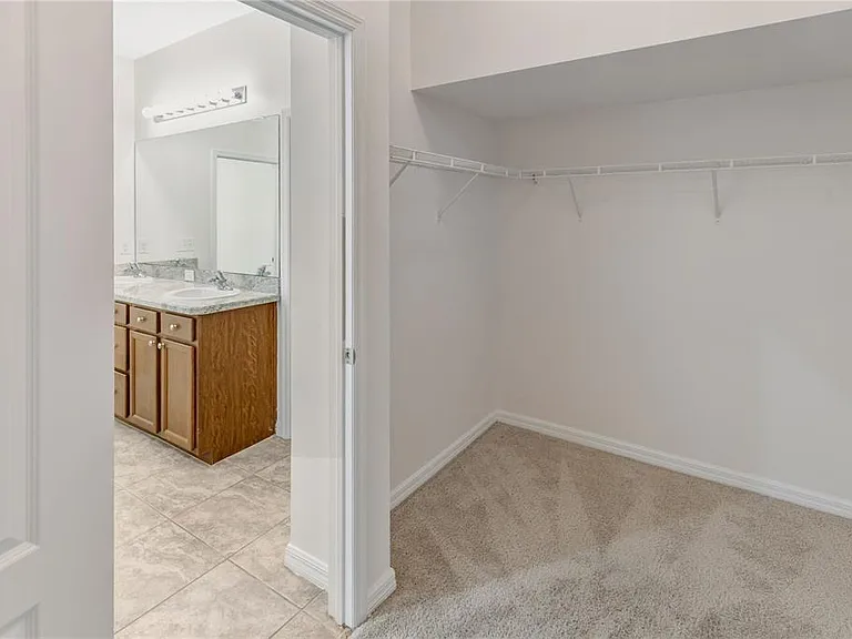11607 Warren Oaks Pl — Photo 34