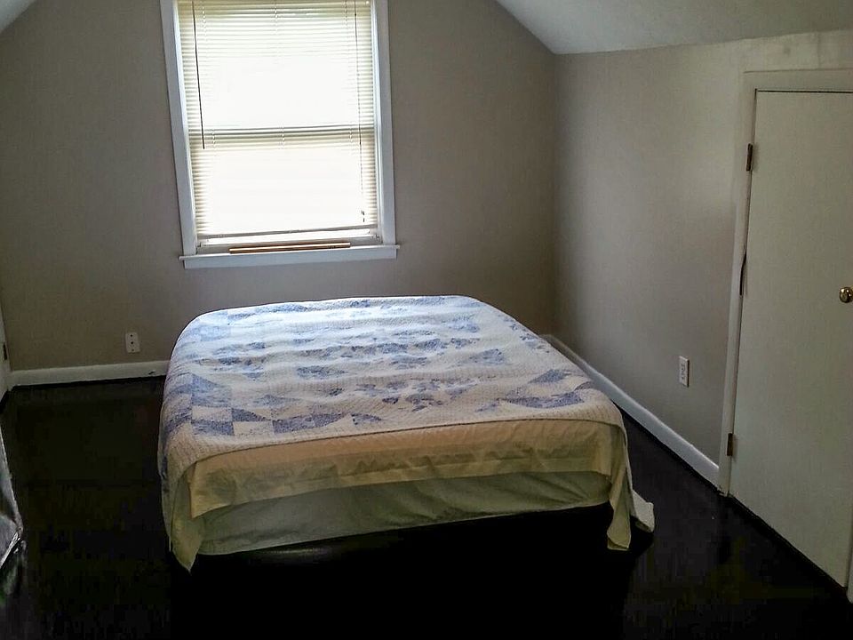 BR #3- Upstairs