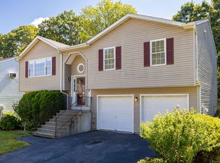 49 Midvale Ave, Waterbury, CT 06708