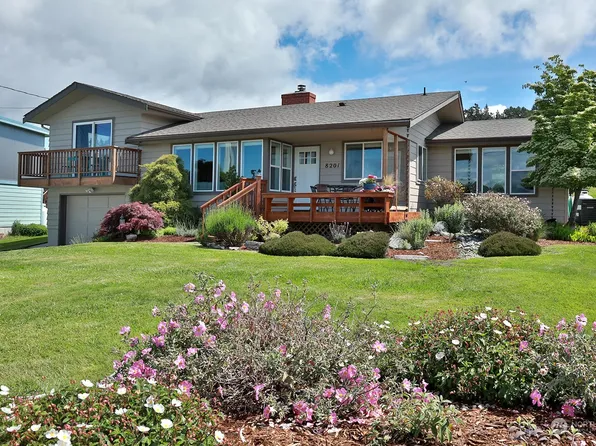 8201 Olympic View Lane, Clinton, WA 98236
