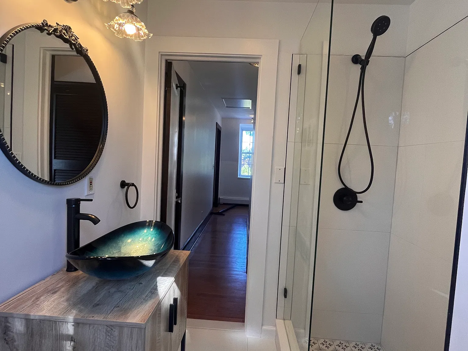2 bed, 890 sqft, $2,950 — Photo 4