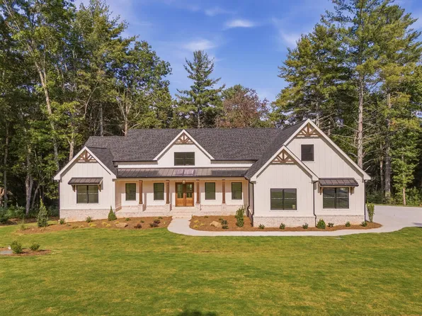 469 Oakwood Way, Blairsville, GA 30512