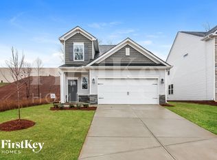 586 Hillpark Ln, Greer, SC 29651