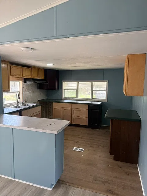 3 bed, 1345 sqft, $1,550 — Photo 1