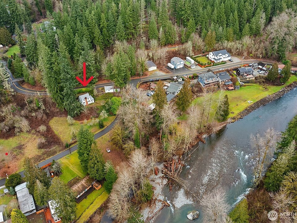 1st image of 23203 Upper Dorre Don Way SE