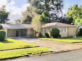 620 Powell Dr, Altamonte Springs, FL 32701