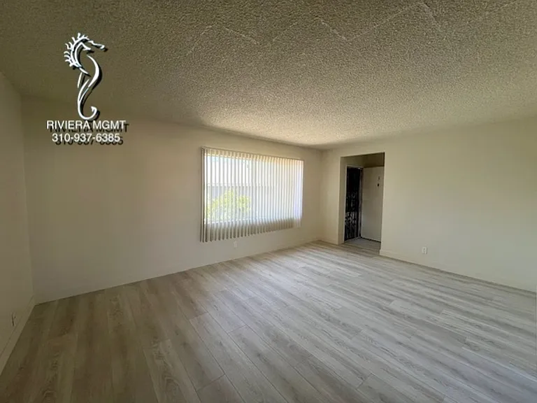 620-621 Hardin Dr — Photo 9