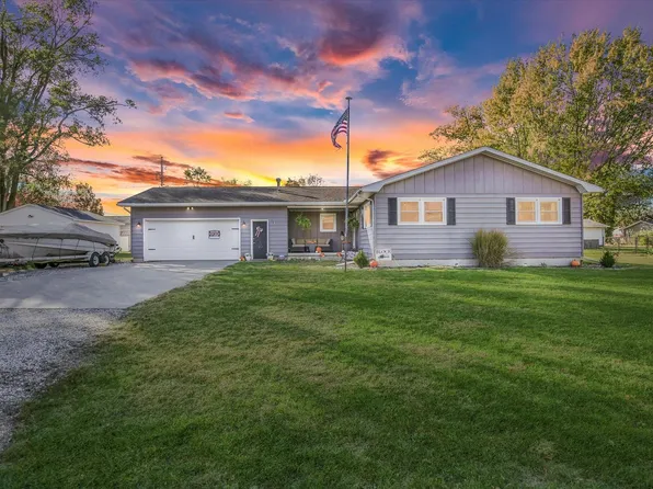 407 S Washington St, Sidney, IL 61877