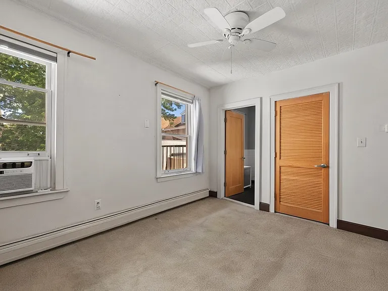 107 Monroe St #3 — Photo 12
