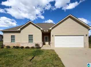 88 Keswick Dr, Eastaboga, AL 36260