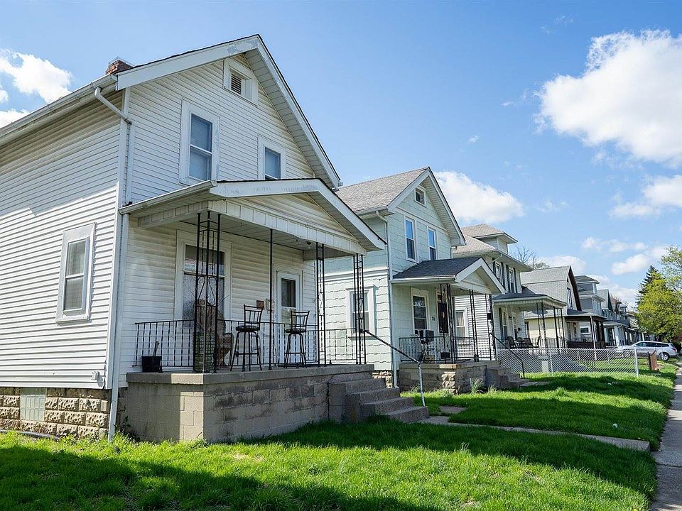 2nd image of 263 S Terrace Ave
