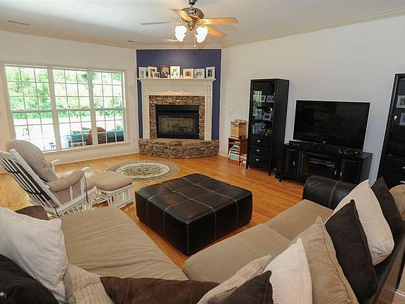 5th image of 116 Bridge Arbor Ln
