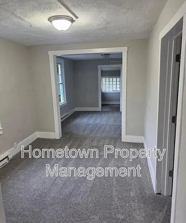 45 Circle Ave