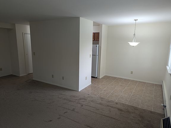 Living room/dining room