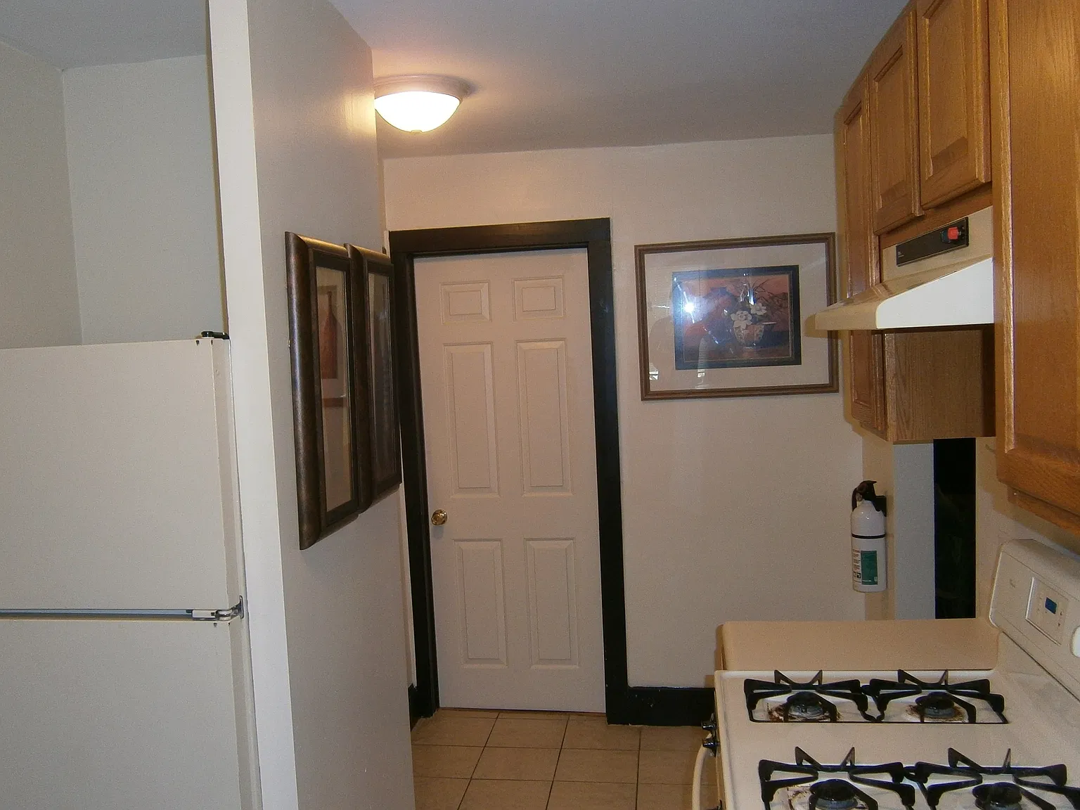 614 E. Buffalo Street - 4 — Photo 4