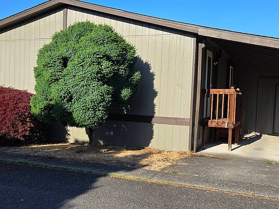 2nd image of 13217 NE 59th St Unit 131