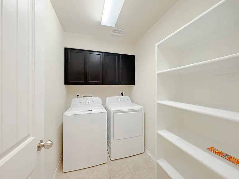 5334 Cicero Dr — Photo 11