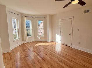 317 S Leavitt St #1, Chicago, IL 60612