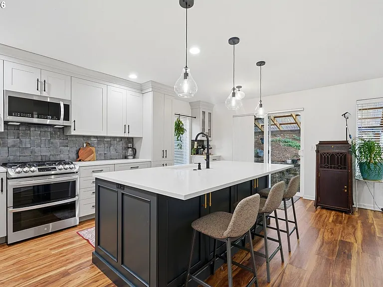 13936 SW Uplands Dr — Photo 12