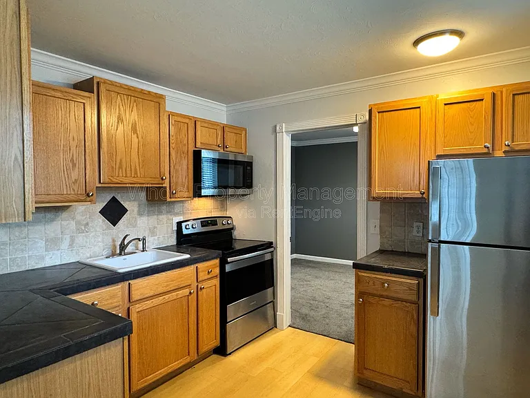 1 S Pennsylvania St #102 — Photo 9