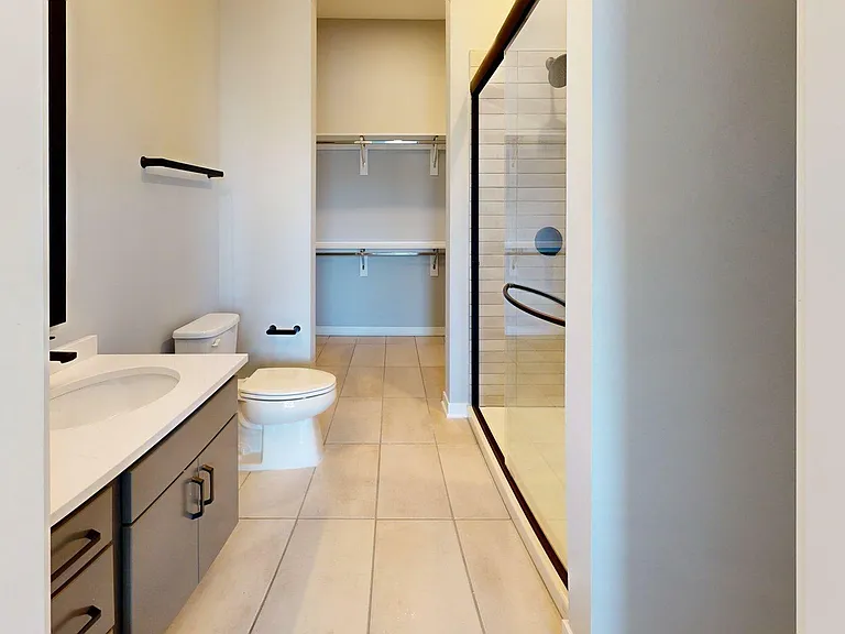 2B-Midpoint-East-Bathroom 2B-Midpoint-East-Bathroom