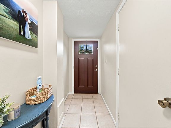2nd image of 310 Shady Ridge Dr