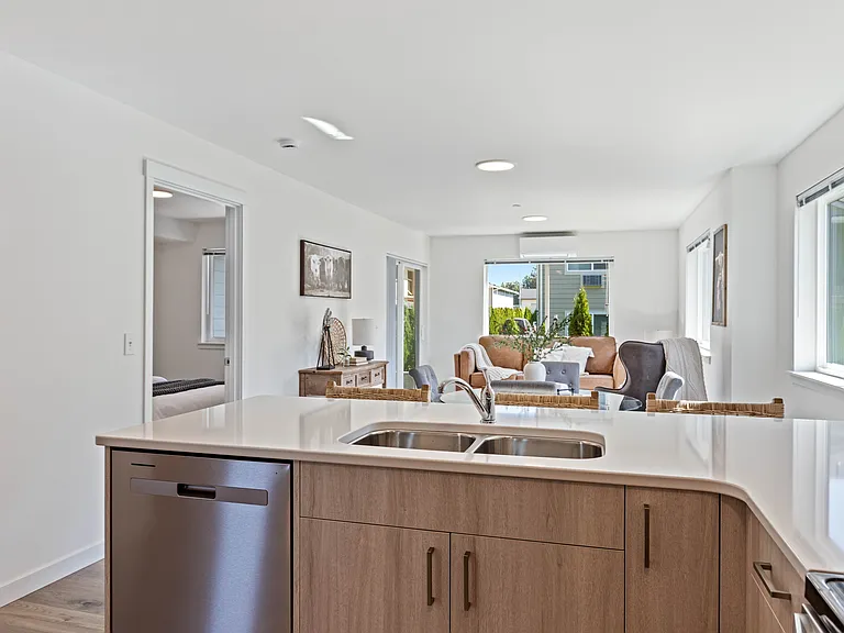 665 E Badger Rd — Photo 24
