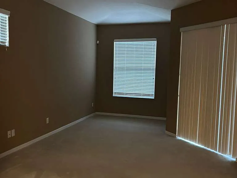 3231 Pawleys Loop N — Photo 2