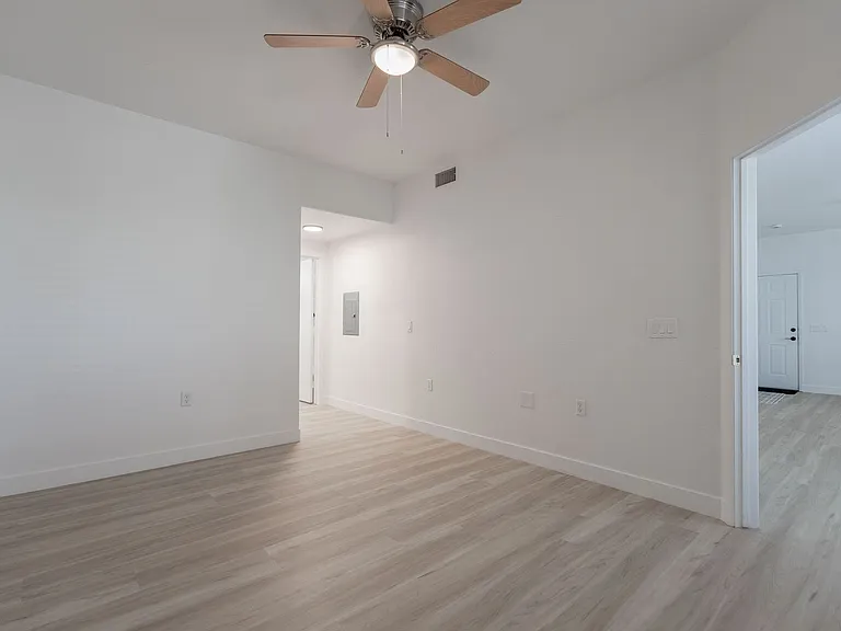 10245 S Maryland Pkwy #1212 — Photo 26