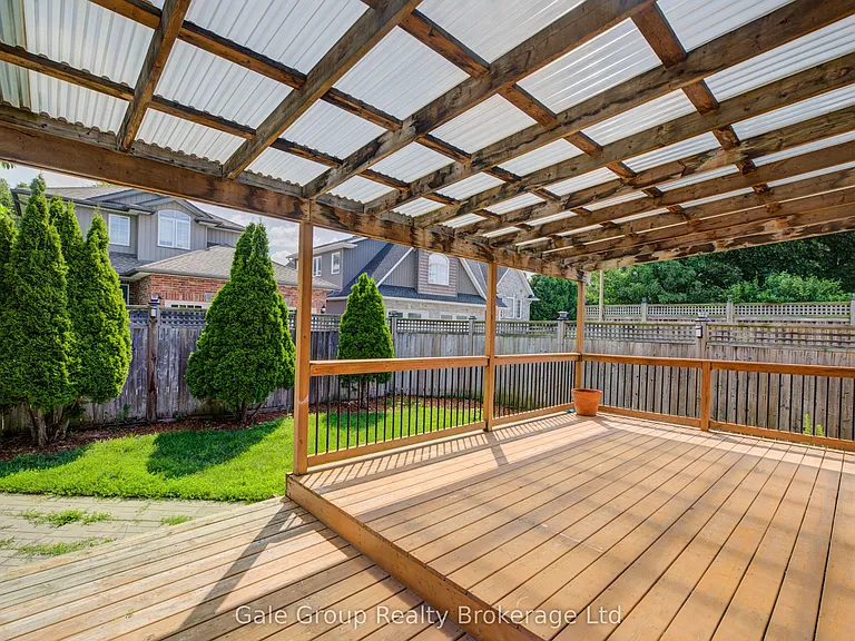 151 Norwich Ave — Photo 38
