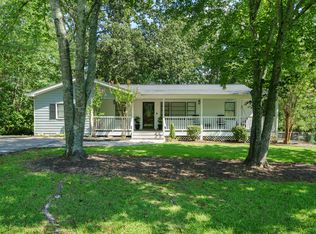 1410 Hidden Cir, Sugar Hill, GA 30518