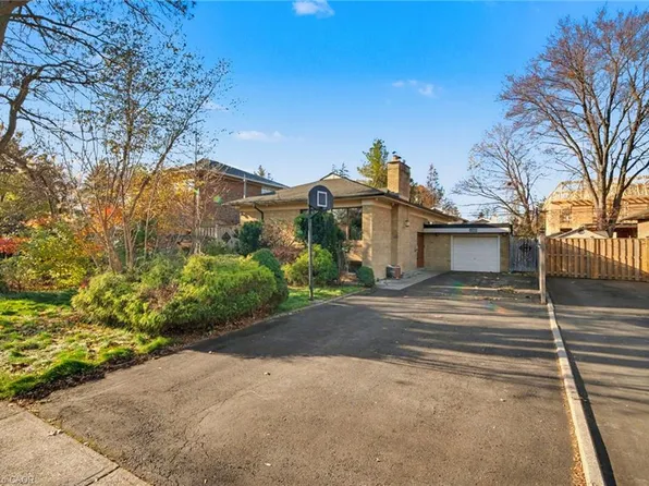 460 Martin Grove Rd, Toronto, ON M9B 4M4