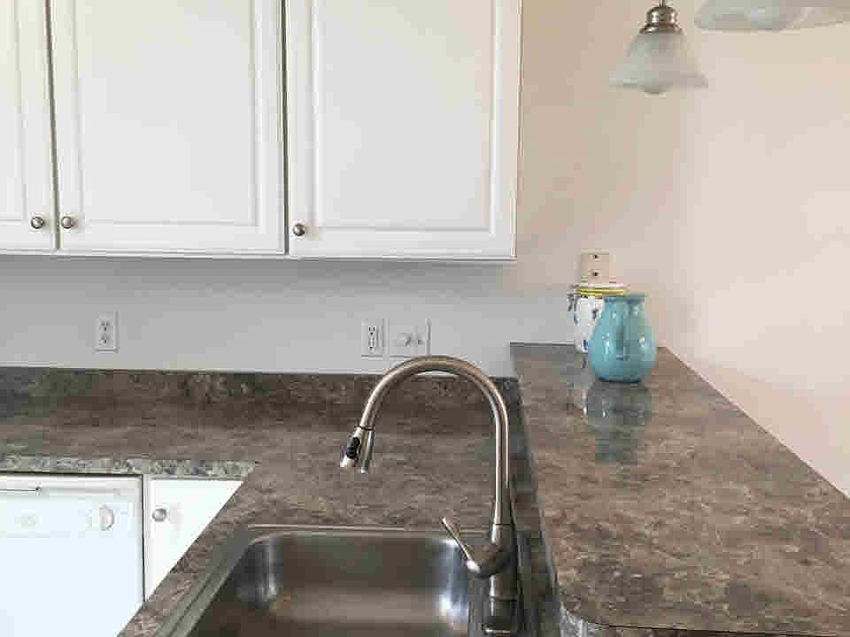 1st image of 707 Mackinaw Trl