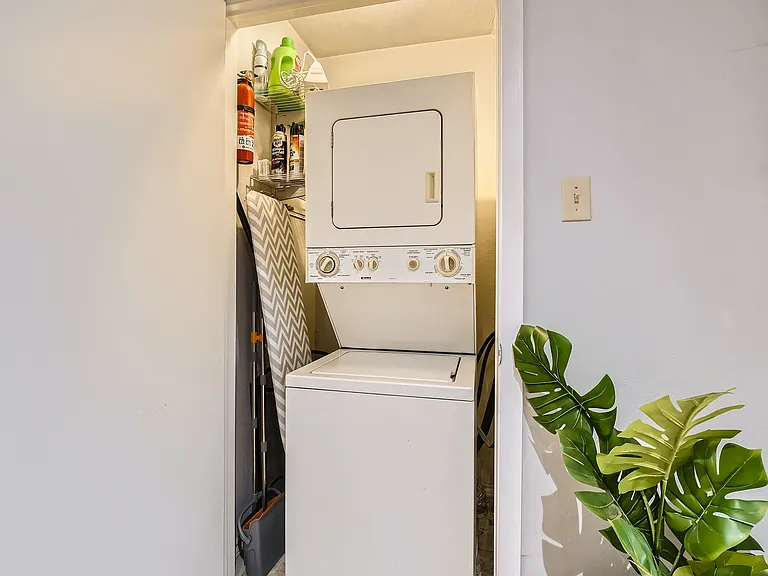 5226 Fleetwood Oaks Ave — Photo 24