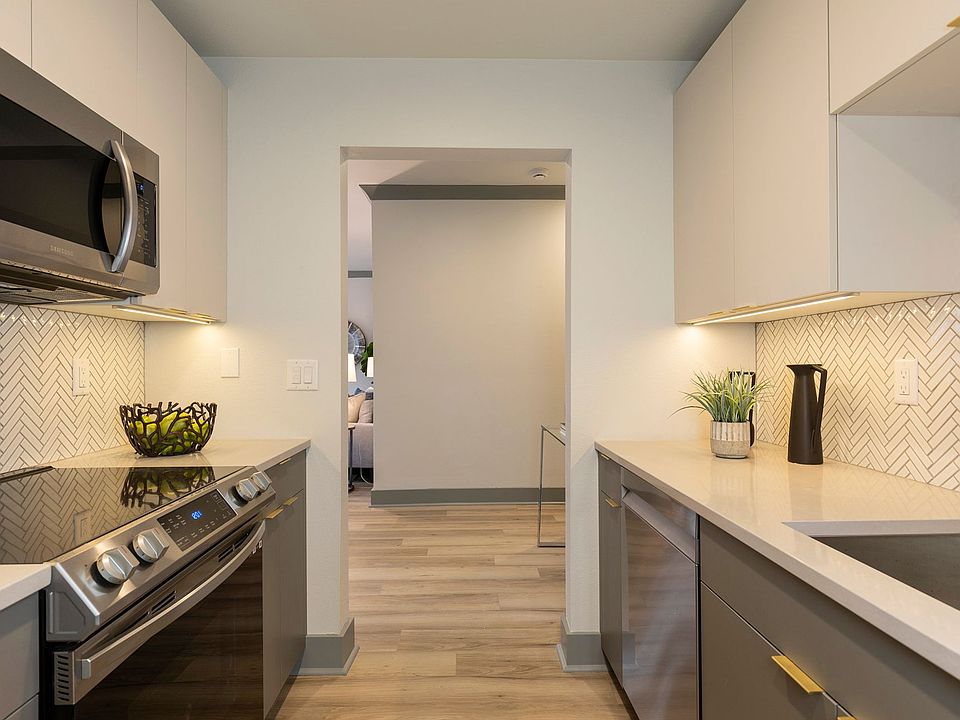 Fredonia Apartments 1509 E Mercer St Seattle, WA Zillow