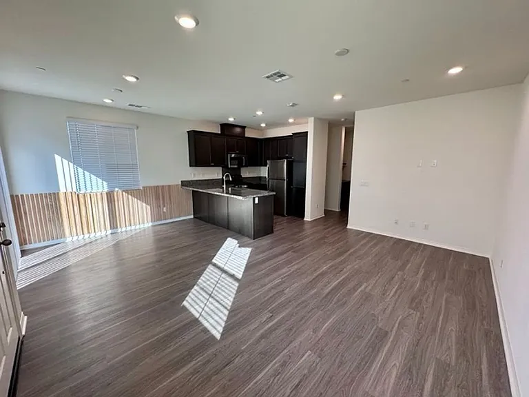 24139 Dolcetto Ave — Photo 4