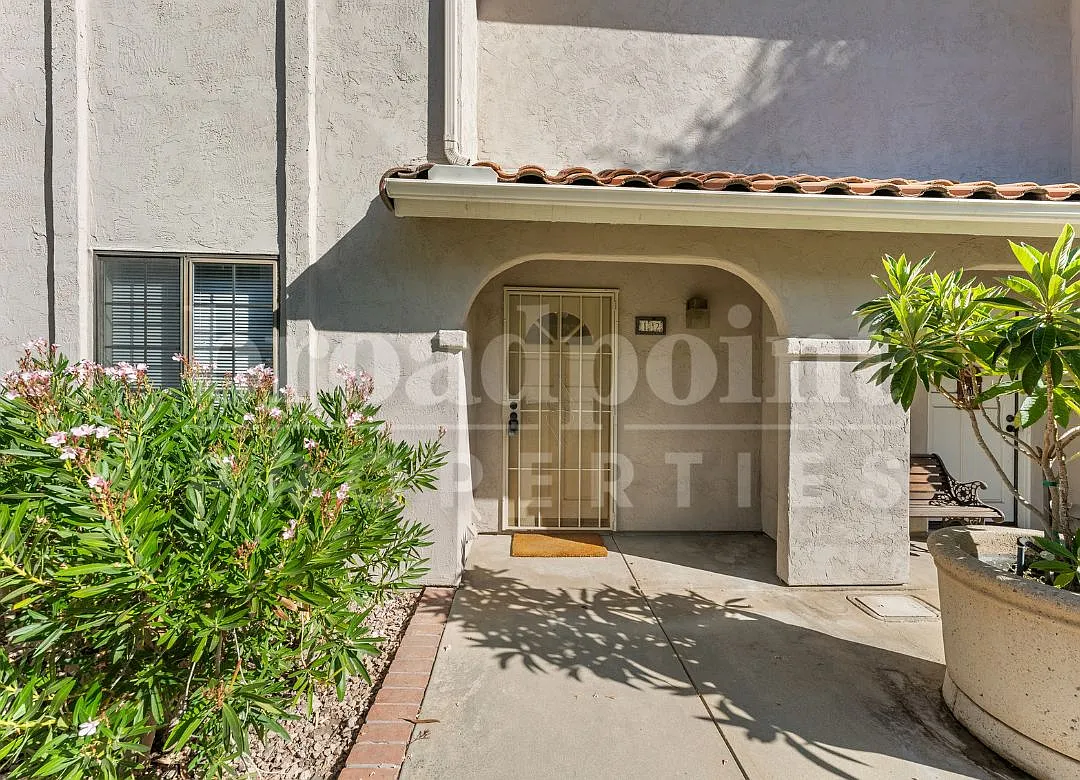 2 bed, 1344 sqft, $3,000 — Photo 2