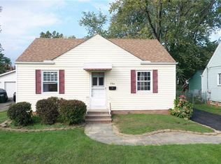 754 E 258th St, Euclid, OH 44132